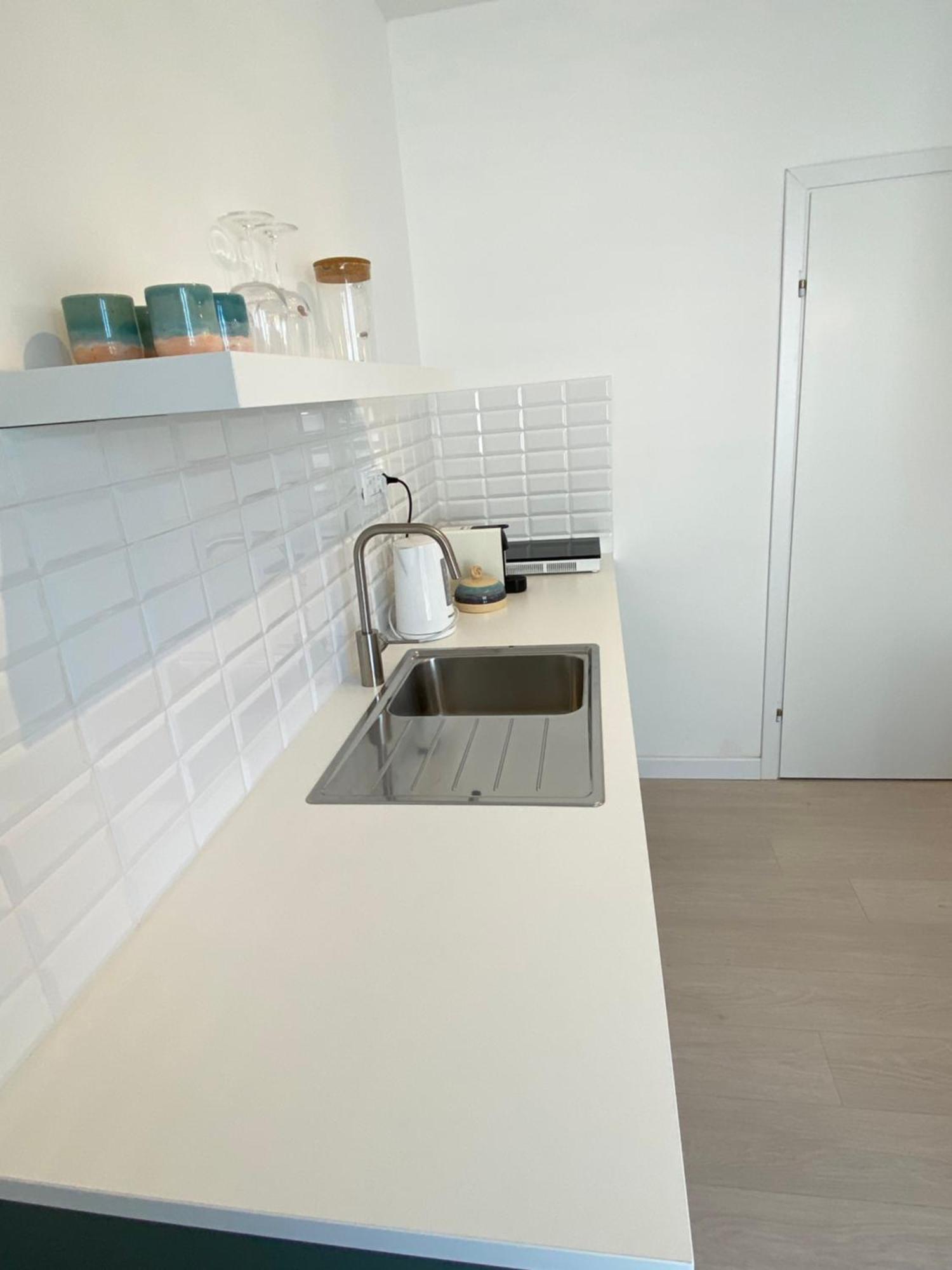 Feelathome Hvar Apartments Хвар Стая снимка